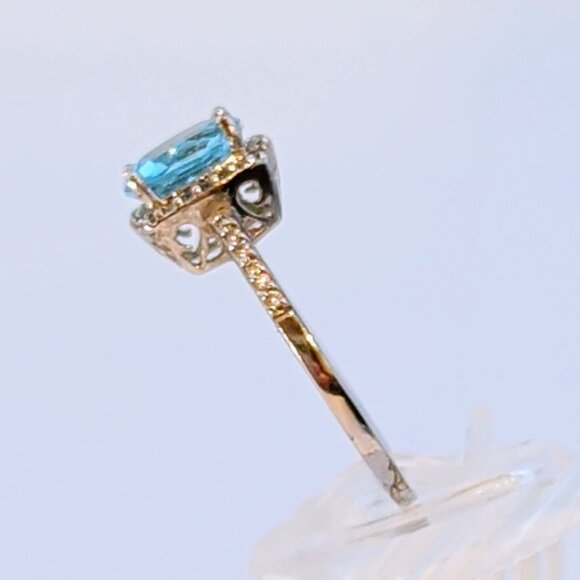 Sterling Silver Blue Topaz & Cubic Zirconia Halo Ring Size 8 - Picture 8 of 9